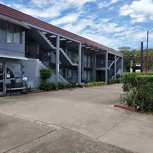 https://airway-motel.queenslandhotels.net